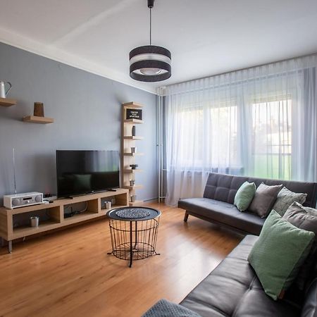 Center Home Apartman Орошгаза Екстер'єр фото