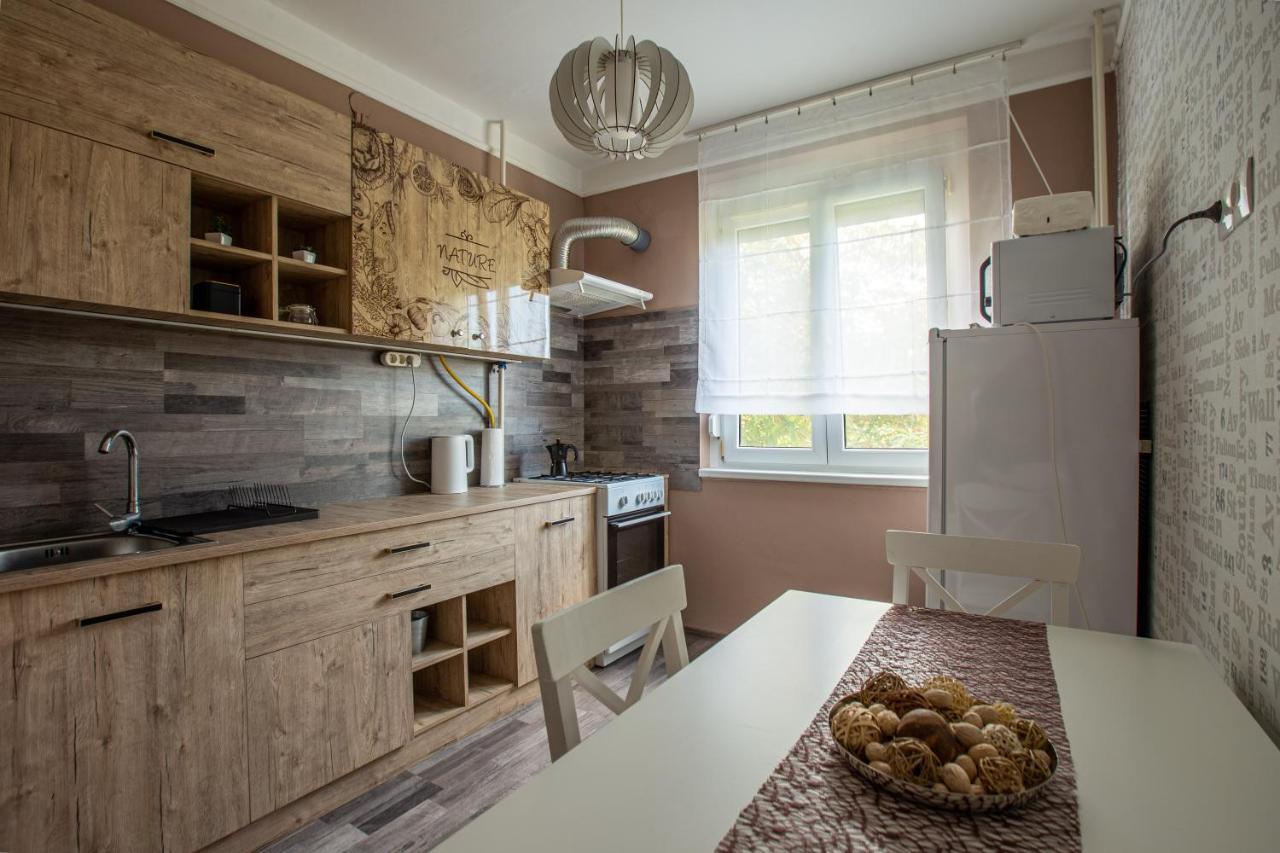 Center Home Apartman Орошгаза Екстер'єр фото